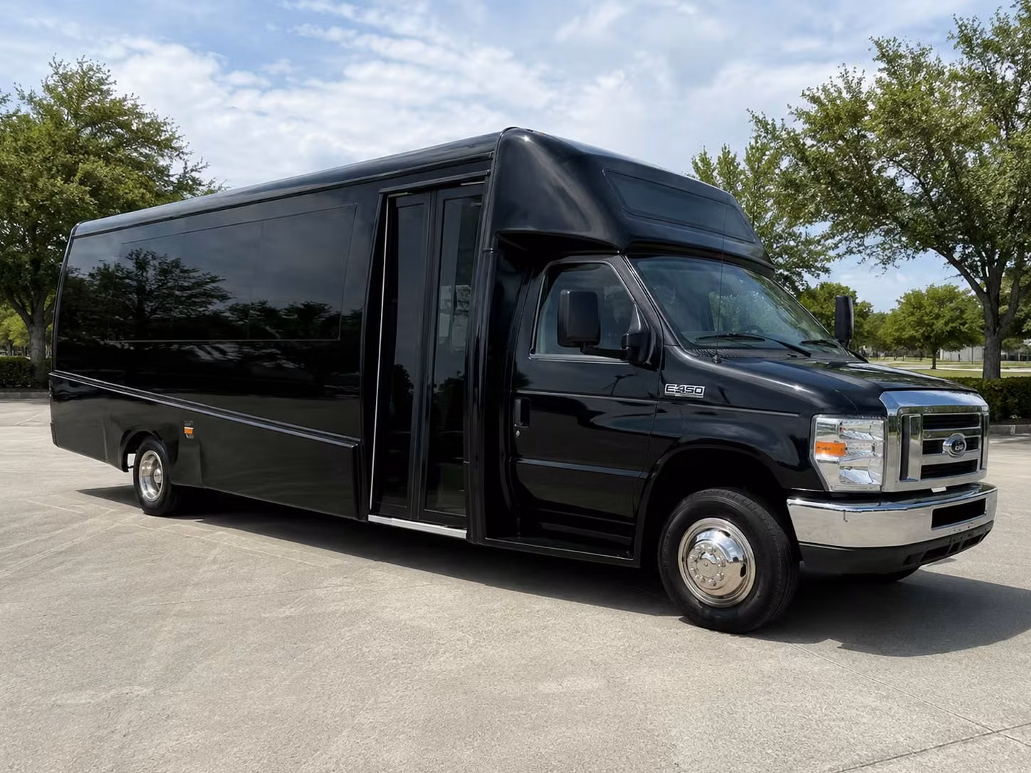 charleston sporting event transportation